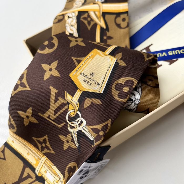 Louis Vuitton Scarf LVS00006